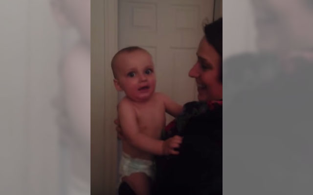 This Baby Sees His Mom’s Twin For The First Time, And His Reaction Is Hilarious!