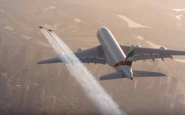 Two Daredevils Fly Next To Airbus A380 With Their Jetpacks