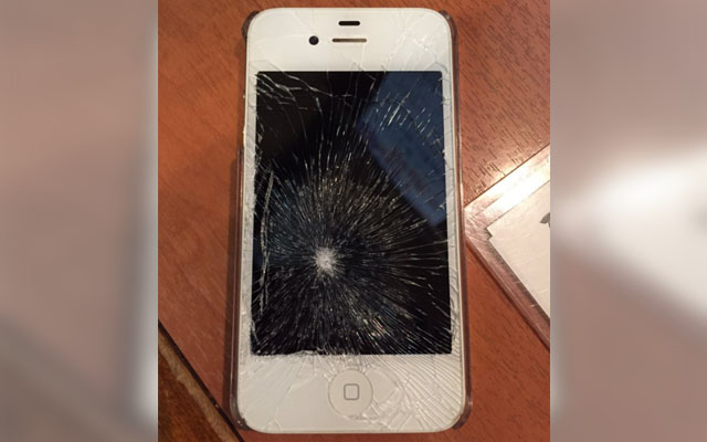 Only Anime Lovers Can Actually Make Use Of Cracked Phones