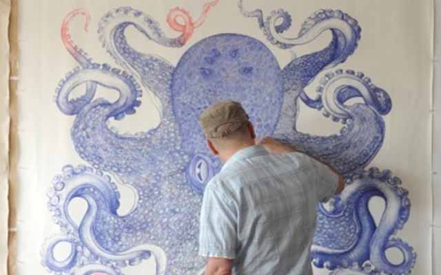This Artist Spent Over A Year Drawing An Octopus With Discarded Ballpoint Pens