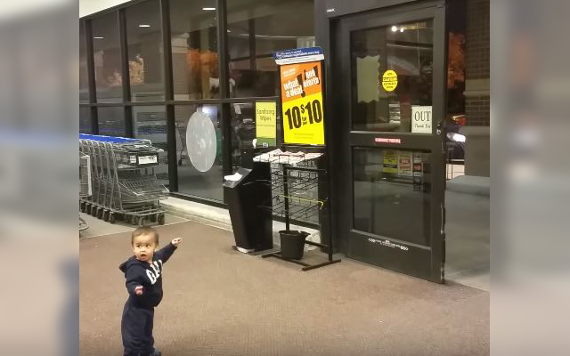 Kid Sees Automatic Doors For The First Time And Is Completely Stunned