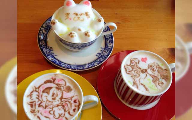 Japanese Cafe Charms Customers With Adorable Latte Art Drinks