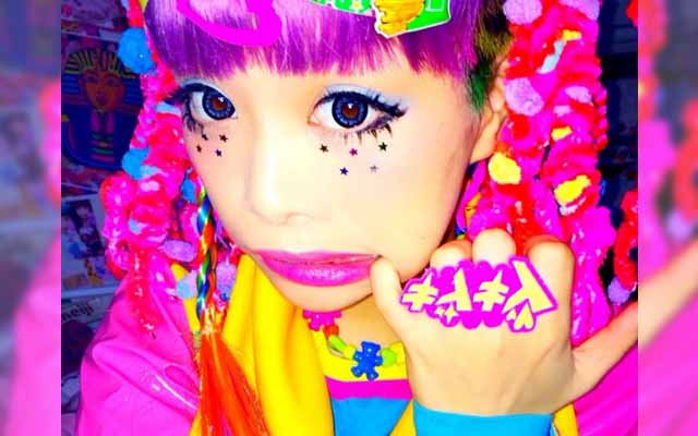Cute Or Too Much? Japanese Model’s Makeup Tutorial Is An Explosive Pop Of Color