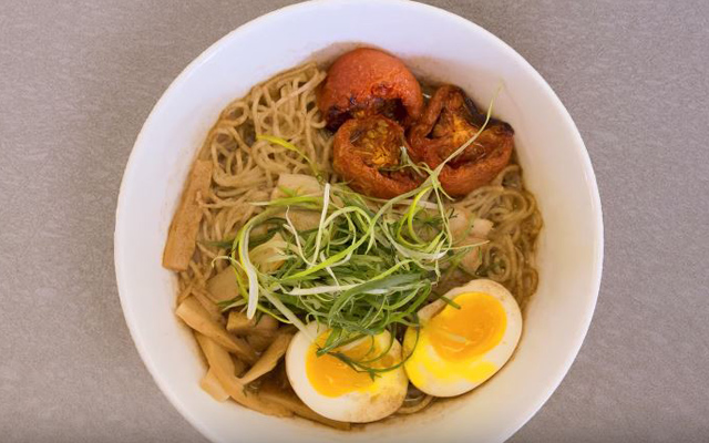 Chef Ivan Orkin Showing How To “Properly” Enjoy A Bowl Of Ramen