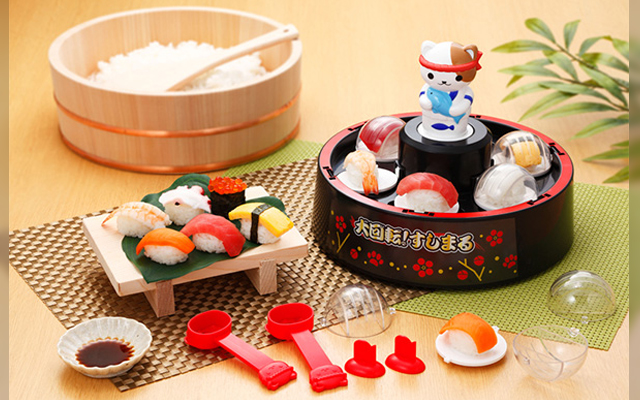 Spin Yourself A Revolving Sushi Party With This Crafty Cat Chef Sushi Set