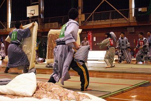 This Japanese Pillow Fight Competition Is Taken Far Too Seriously LOL