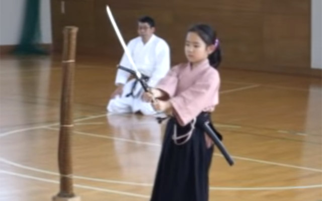 Force Is Not Everything: Watch How A 9-Year-Old Effortlessly Handles A Japanese Sword