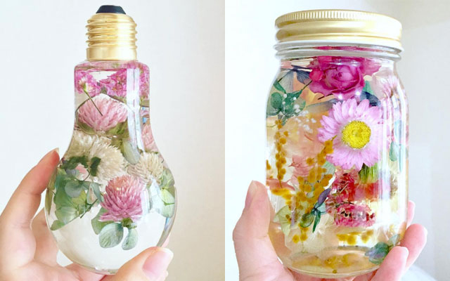 Japanese Herbarium Artist Preserves Blooming Flowers In Glass Jars