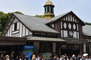 Old Wooden Harajuku Station Is Set To Be Torn Down Then Modernized