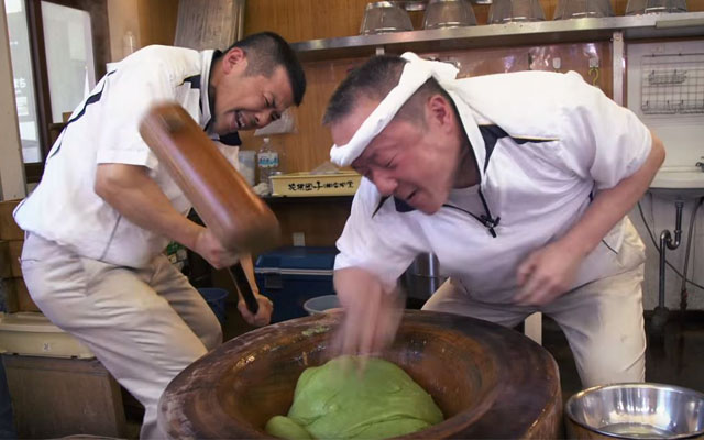 The Fastest Mochi Makers In Japan Explain Their Mindblowing Technique