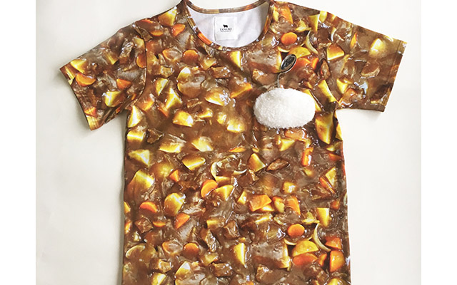 This Japanese Curry T-Shirt Is The Proudest Declaration Of Love For Food