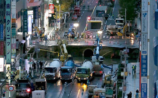 Time Lapse Shows How Japan Fixed The Massive Fukuoka Sinkhole In Just A Week