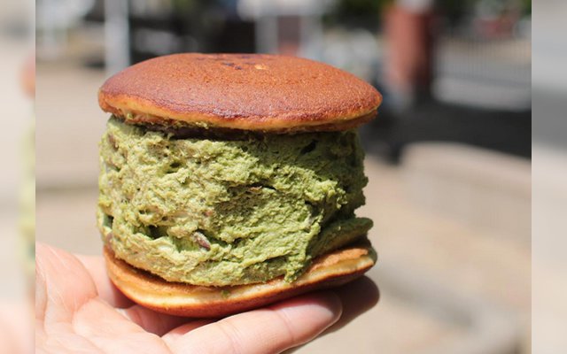 Kyoto’s New “Yummy Bun” Is An Explosion Of Matcha Paste