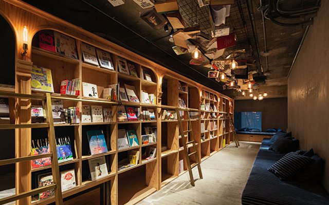 Tokyo’s Book And Bed Hostel Installs Bar So You Can Grab A Book And Nightcap