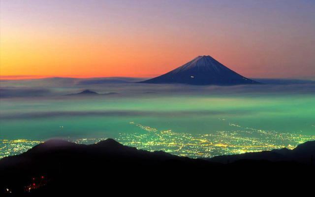 Majestic Photographs Of Mt. Fuji At Sunrise Show A Rarely Seen Side Of Japan’s Iconic Volcano