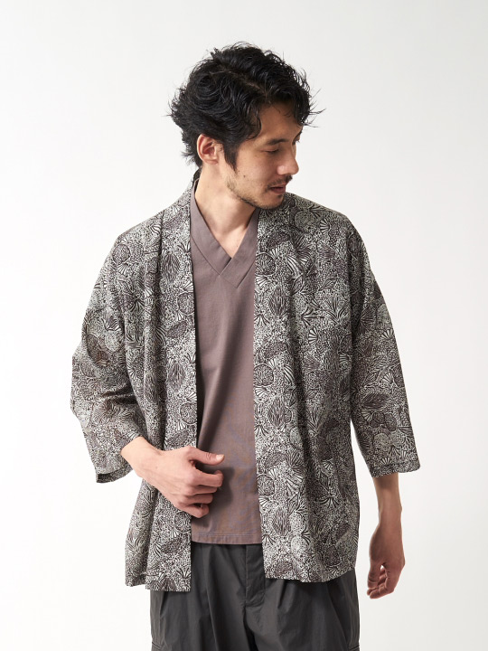 Fill Your Closet With Casual Yukata-Style Robes Designed To Keep