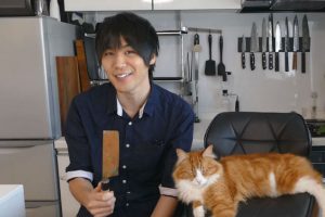 Seller Thinks He’s Ripped Off Japanese YouTuber With $3 Rusty Knife, Definitely Regrets It After This DIY Restoral