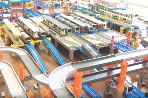Japanese Plarail Fanatic Recreates Yokohama Station With A Toy Train Set