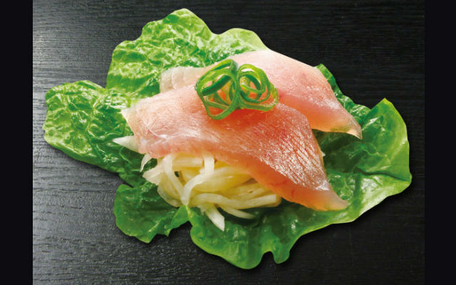 Japanese Sushi Chain Offers Up Riceless Sushi and Noodle-free Ramen