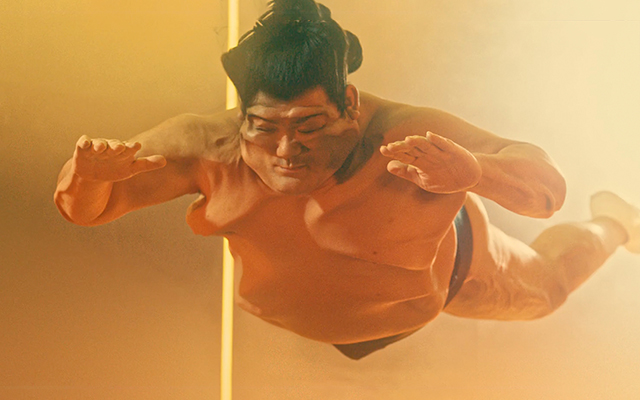 Sumo Wrestler Turns Into Flabby Bird In Indoor Skydiving Center’s Promotional Video