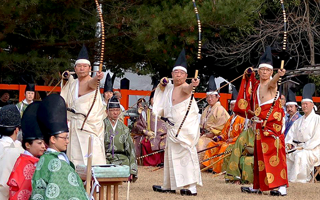 Experience Samurai Sword and Archery Demonstration at Sakura Castle Park
