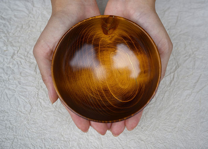 wooden tableware