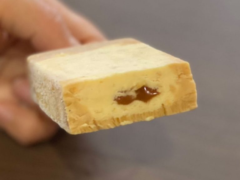 Trying out Japan’s “godly” French Toast ice cream bars