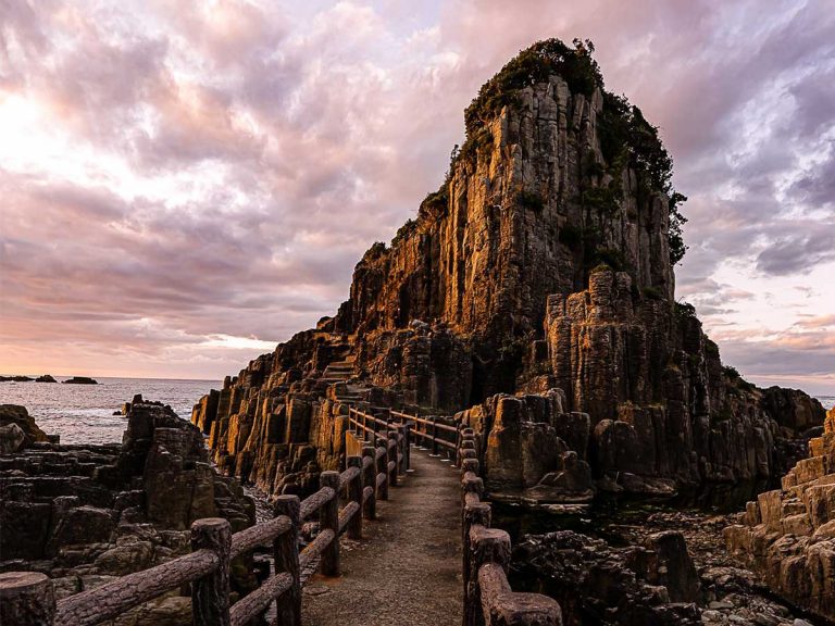 Spot on Japanese island looks just like the lair of a video game final boss