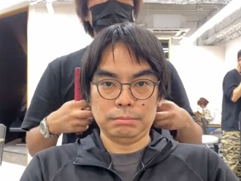 Tokyo’s wonder stylist transforms salaryman with slick makeover after coworkers tell him to get a haircut