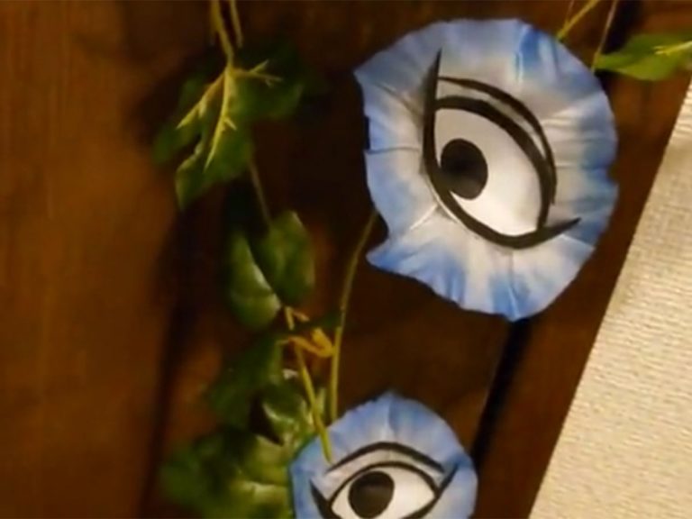 Japanese student’s flowers with eyes that follow you are nightmare fuel