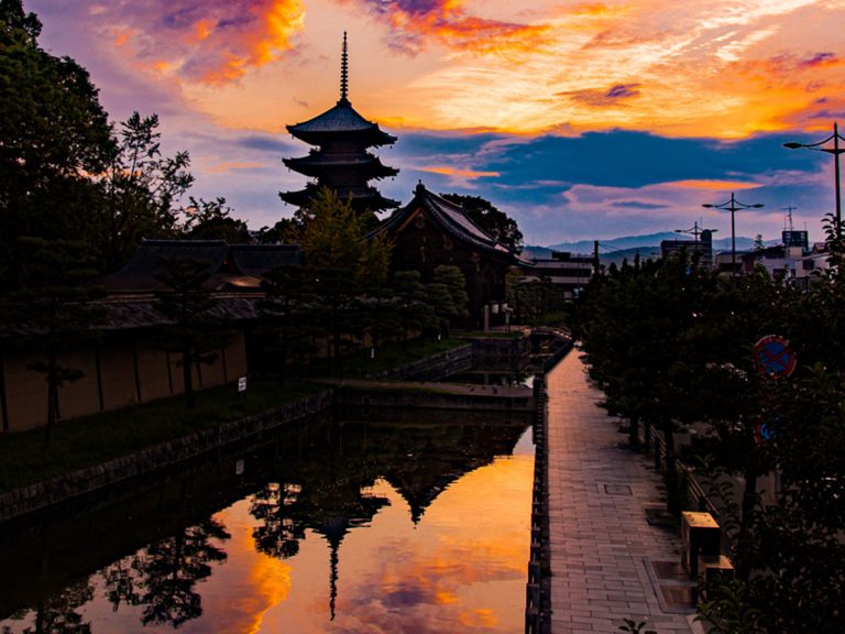 Gorgeous dawn in Kyoto signals the end of summer for Japanese photographer