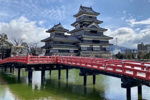 Matsumoto Castle: an irresistible air of composure and grace