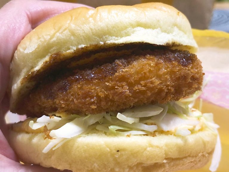 McDonald’s Japan-only Gracoro gratin croquette burger is an enduring winter favorite [Review]