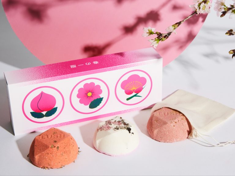 LUSH unveils Japan-only spring inspired bath bomb collection