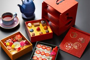 Yusan-bako boxes make a comeback at afternoon tea offered in Tokushima hotel