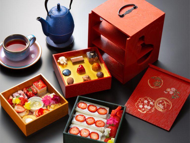 Yusan-bako boxes make a comeback at afternoon tea offered in Tokushima hotel