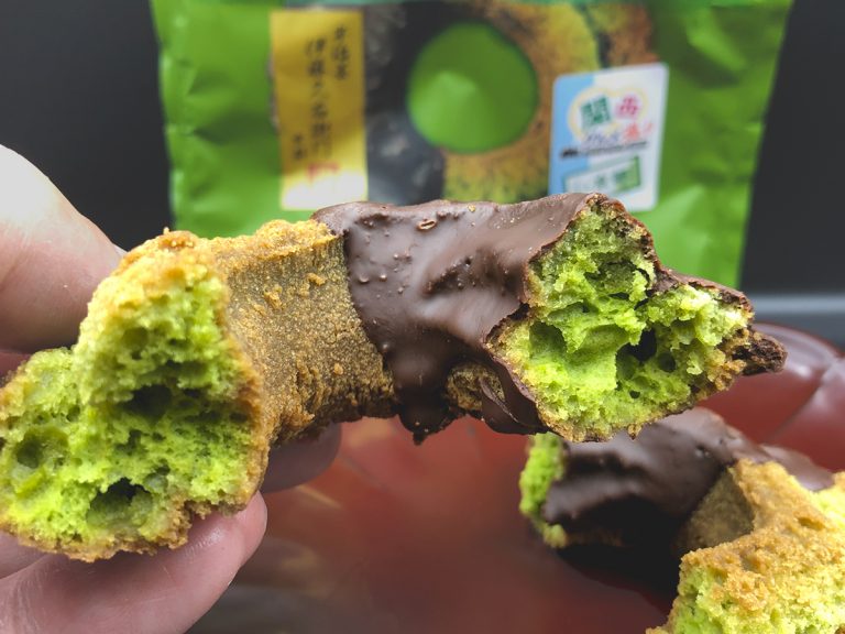 Historic Kyoto teahouse supervises delicious matcha donuts at 7-Eleven Japan [review]