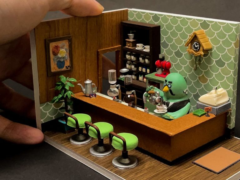 Japanese clay artist faithfully recreates Animal Crossing café “The Roost” in amazing detail