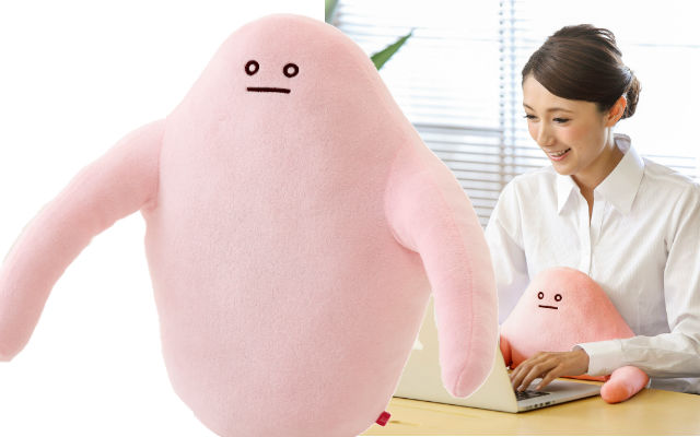Pink blob hug therapy PC cushion sees spike in male customers