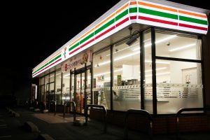 Canadian Olympics reporter falls in love with 7-Eleven in Tokyo, charms Twitter with convenience store odyssey
