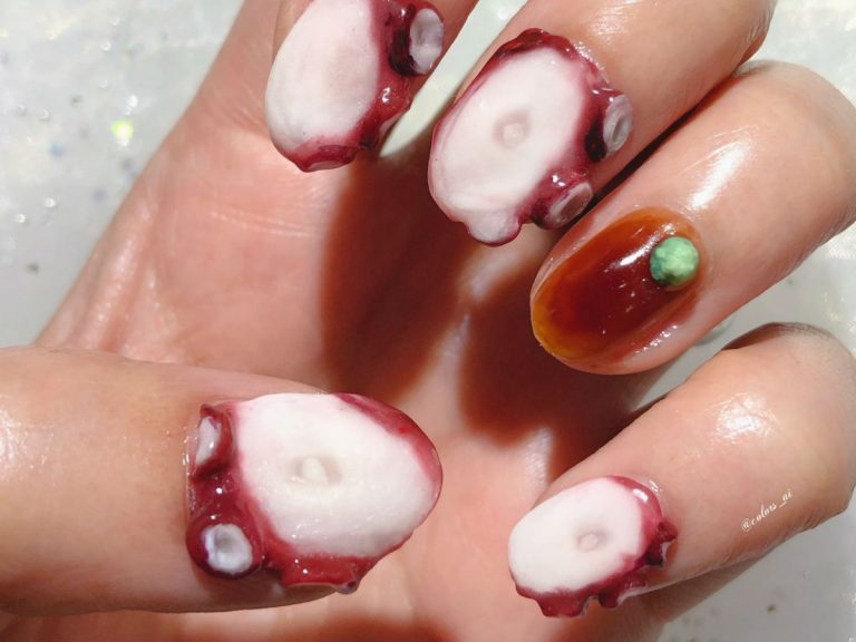 Japanese nail artist makes awesome and realistic sashimi nails