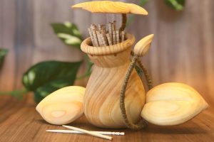 Wood carving artist channels Pokémon power with mechanized Victreebel toothpick holder