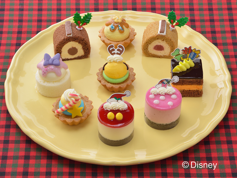 Disney characters get cutest mini-dessert Christmas makeover at Japanese confectioners