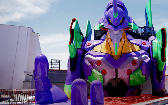 Life-sized Evangelion statue in Kyoto lets you take a synchronization test in the entry plug