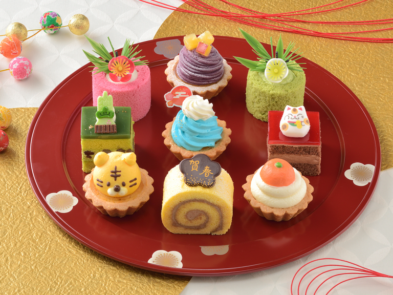 Japanese confectioners promise sweet version of osechi ryori with their New Year cake set