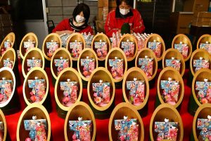 [Hidden Wonders of Japan] A Shop in Hyogo Brings Dolls With a Twist for Girls’ Festival