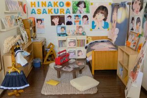 Artist creates stunningly realistic miniature of a Japanese idol fan’s room
