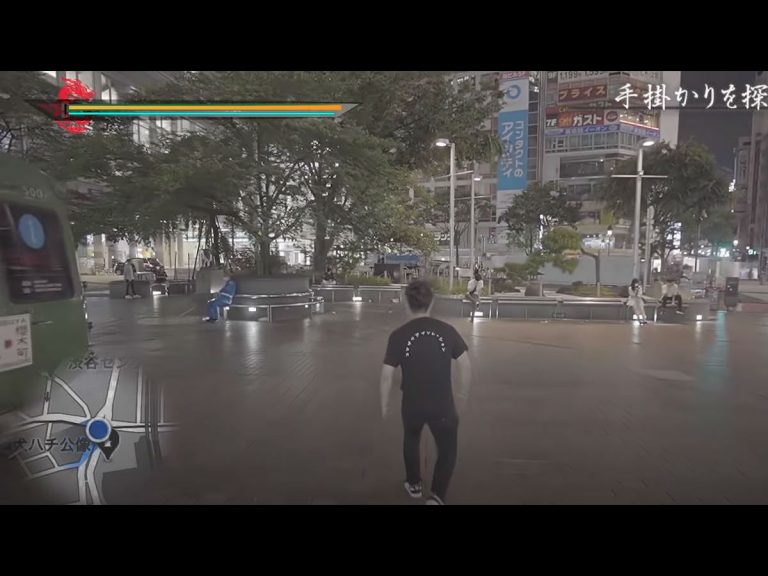 YouTuber explores Shibuya in perfect imitation of a video game character interacting with their world