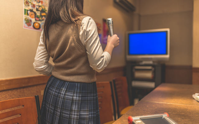Japanese Songs to Learn for Any Karaoke Situation