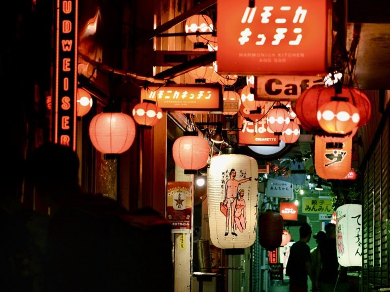 Visiting Tokyo? Check out the ultimate guide for izakaya hopping